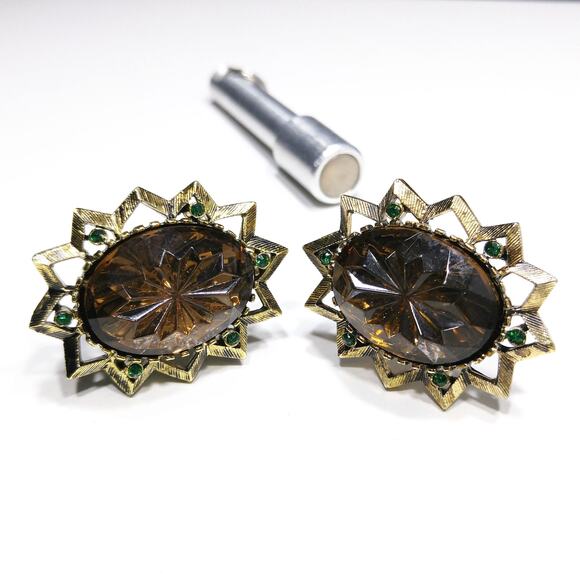 Vintage Emmons Molded Topaz Glass Clip Earrings, Green Rhinestone Accents - Picture 8 of 10